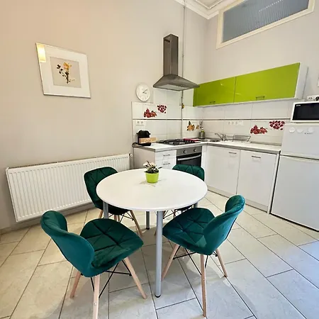 Orangehomes One Bedroom Cozy Apartment Budapest