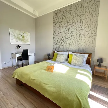 Orangehomes One Bedroom Cozy Budapest